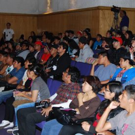Fotografía de la conferencia "El arte de la batalla", impartida por Alien Ness como parte del encuentro internacional Danza Urbana Generación Hip Hop llevado a cabo en el Centro Nacional de las Artes del 29 al 31 de mayo de 2015.