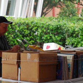 Fotografía del Tianguis Hiphopero que se llevó a cabo del 29 al 31 de mayo de 2015 como parte del encuentro internacional Danza Urbana Generación Hip Hop realizado en el Centro Nacional de las Artes.