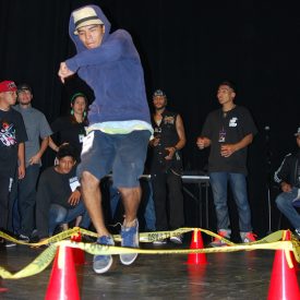 Fotografía de la batalla Octágono que se llevó a cabo el 29 de mayo de 2015 como parte del encuentro internacional Danza Urbana Generación Hip Hop realizado en el Centro Nacional de las Artes.