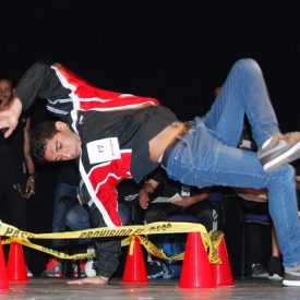 Fotografía de la batalla Octágono que se llevó a cabo el 29 de mayo de 2015 como parte del encuentro internacional Danza Urbana Generación Hip Hop realizado en el Centro Nacional de las Artes.