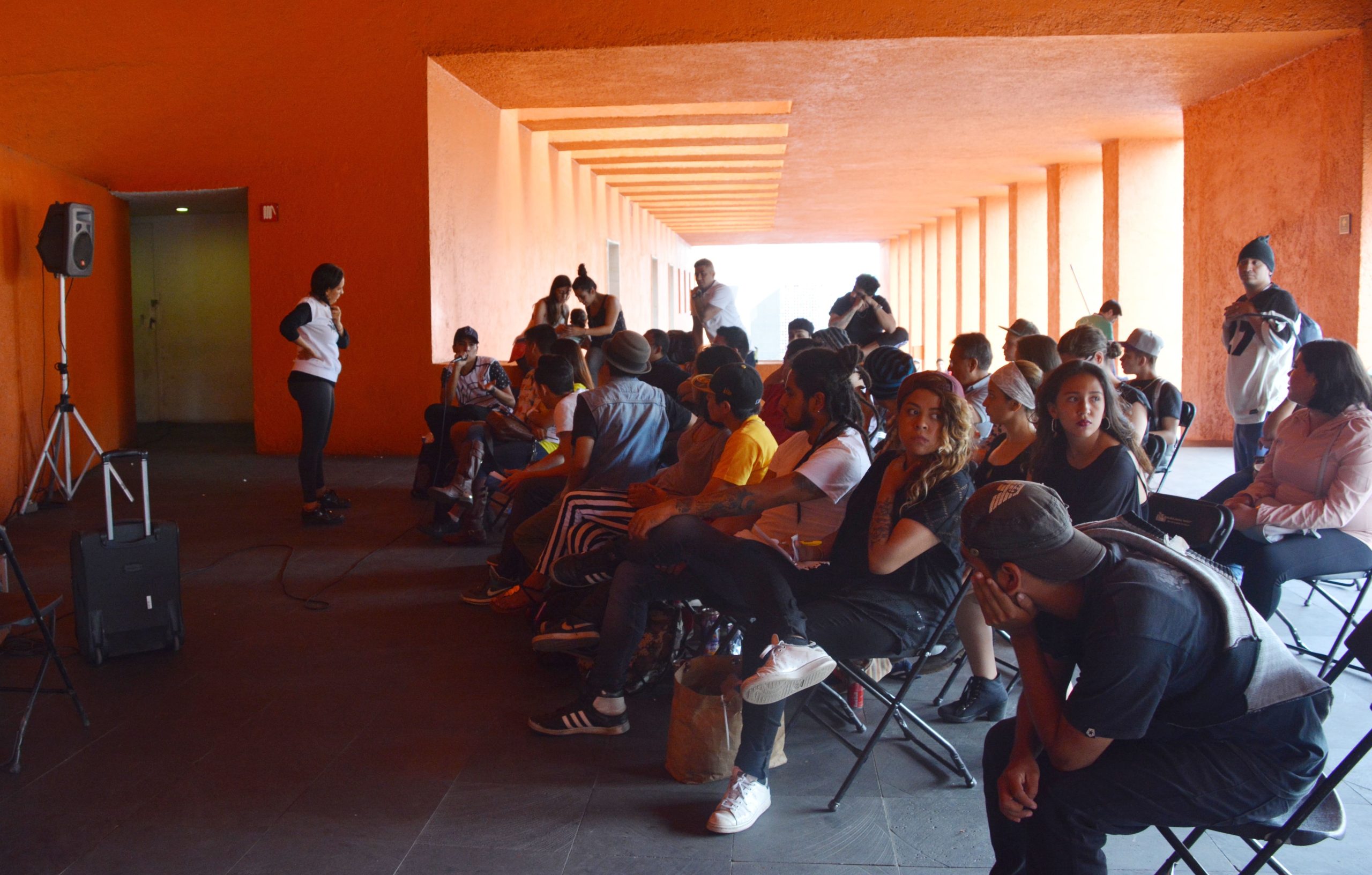 Fotografía del Taller Street Fashion, encuentro internacional Danza Urbana Generación Hip Hop llevado a cabo en el Centro Nacional de las Artes del 27 al 29 de mayo de 2016