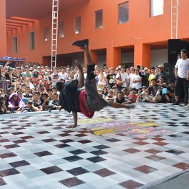 Fotografía de la Batalla Power move, encuentro internacional Danza Urbana Generación Hip Hop llevado a cabo en el Centro Nacional de las Artes del 27 al 29 de mayo de 2016.