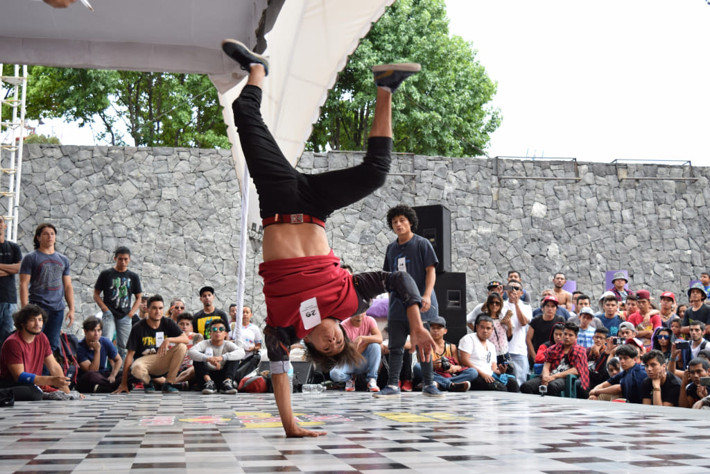 Fotografía de la Batalla Power move, encuentro internacional Danza Urbana Generación Hip Hop llevado a cabo en el Centro Nacional de las Artes del 27 al 29 de mayo de 2016.