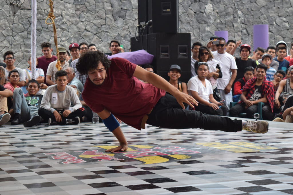 Fotografía de la Batalla Power move, encuentro internacional Danza Urbana Generación Hip Hop llevado a cabo en el Centro Nacional de las Artes del 27 al 29 de mayo de 2016.