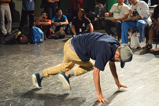 Fotografía de la Batalla Footwork, encuentro internacional Danza Urbana Generación Hip Hop llevado a cabo en el Centro Nacional de las Artes del 27 al 29 de mayo de 2016.