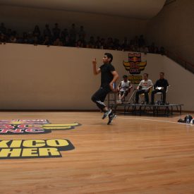 Fotografía del BC One Red Bull Cypher, en el encuentro internacional Danza Urbana Generación Hip Hop llevado a cabo en el Centro Nacional de las Artes del 27 al 29 de mayo de 2016.