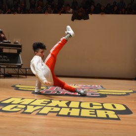 Fotografía del BC One Red Bull Cypher, en el encuentro internacional Danza Urbana Generación Hip Hop llevado a cabo en el Centro Nacional de las Artes del 27 al 29 de mayo de 2016.