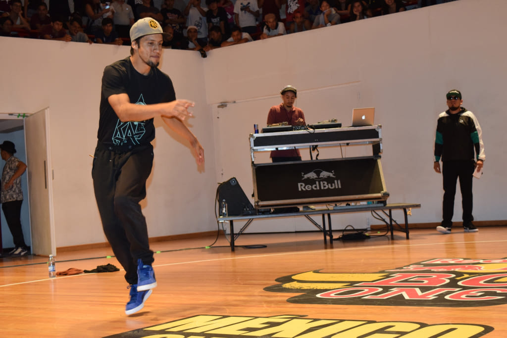 Fotografía del BC One Red Bull Cypher, en el encuentro internacional Danza Urbana Generación Hip Hop llevado a cabo en el Centro Nacional de las Artes del 27 al 29 de mayo de 2016.