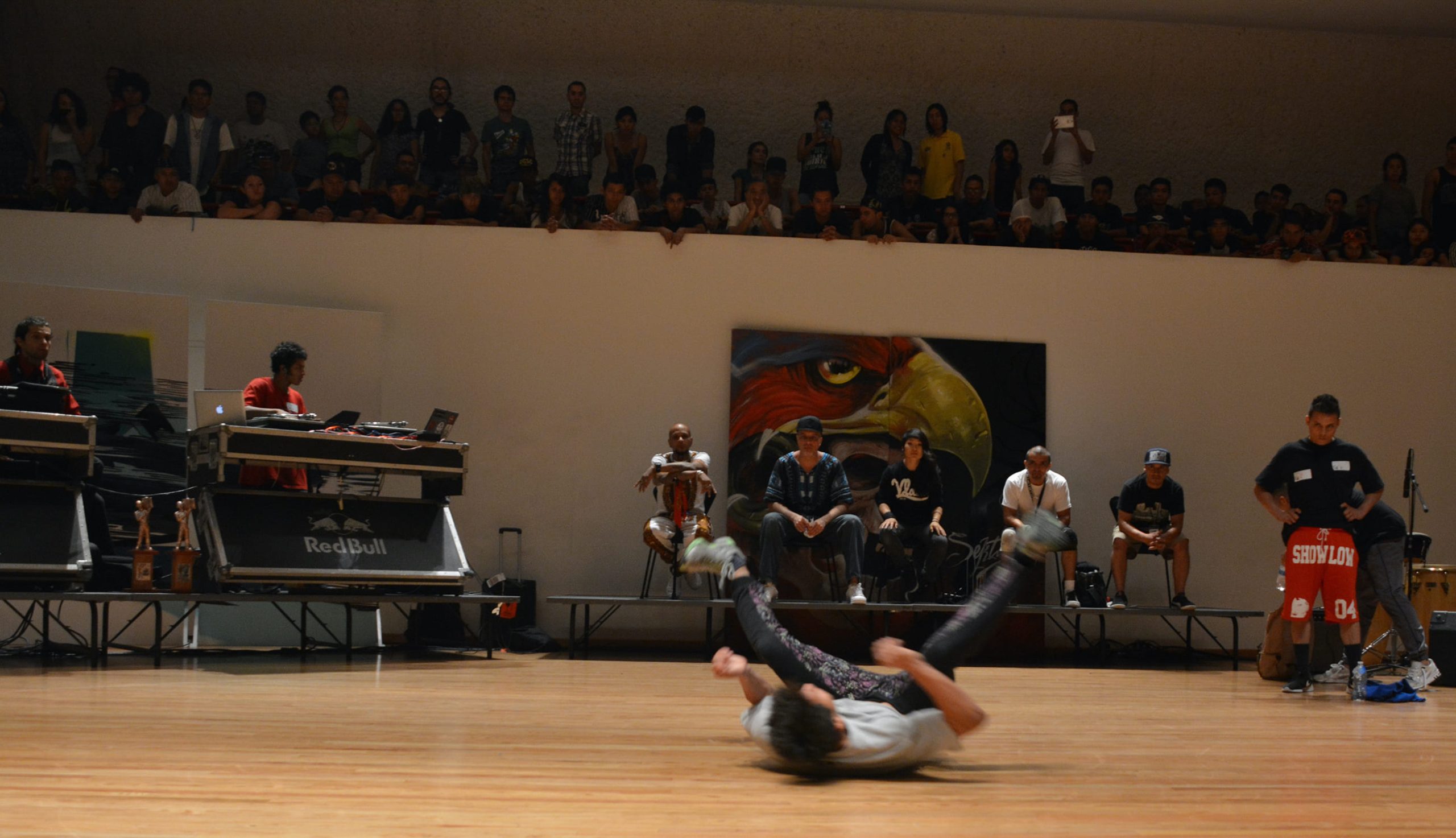 Fotografía de la batalla final 7 to smoke en el encuentro internacional Danza Urbana Generación Hip Hop llevado a cabo en el Centro Nacional de las Artes del 27 al 29 de mayo de 2016.