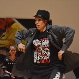 Fotografía de la batalla final de Popping en el encuentro internacional Danza Urbana Generación Hip Hop llevado a cabo en el Centro Nacional de las Artes del 27 al 29 de mayo de 2016.