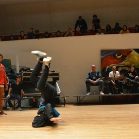 Fotografía de la batalla final Crew vs. Crew del encuentro internacional Danza Urbana Generación Hip Hop llevado a cabo en el Centro Nacional de las Artes del 27 al 29 de mayo de 2016.