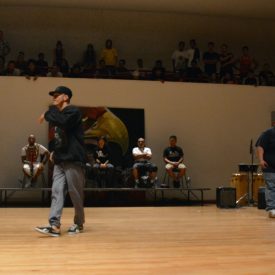 Fotografía de la batalla final Crew vs. Crew del encuentro internacional Danza Urbana Generación Hip Hop llevado a cabo en el Centro Nacional de las Artes del 27 al 29 de mayo de 2016.