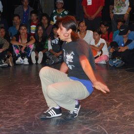 Fotografía de la batalla Footwork que se llevó a cabo el 30 de mayo de 2015 como parte del encuentro internacional Danza Urbana Generación Hip Hop realizado en el Centro Nacional de las Artes.