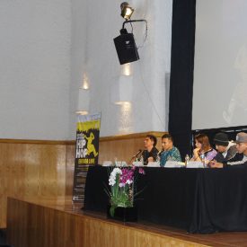 Fotografía de la mesa redonda “El Breaking en México: retos y perspectivas” que se llevó a cabo el 30 de mayo de 2015 como parte del encuentro internacional Danza Urbana Generación Hip Hop realizado en el Centro Nacional de las Artes.