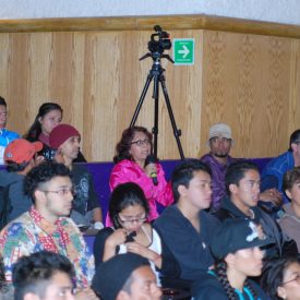 Fotografía de la mesa redonda “El Breaking en México: retos y perspectivas” que se llevó a cabo el 30 de mayo de 2015 como parte del encuentro internacional Danza Urbana Generación Hip Hop realizado en el Centro Nacional de las Artes.