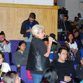 Fotografía de la mesa redonda “El Breaking en México: retos y perspectivas” que se llevó a cabo el 30 de mayo de 2015 como parte del encuentro internacional Danza Urbana Generación Hip Hop realizado en el Centro Nacional de las Artes.