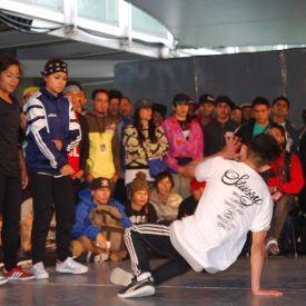 Fotografía de la Batalla Crew vs. Crew que se llevó a cabo el 30 de mayo de 2015 como parte del encuentro internacional Danza Urbana Generación Hip Hop realizado en el Centro Nacional de las Artes.