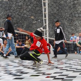 Fotografía de la Batalla Kids que se llevó a cabo el 30 de mayo de 2015 como parte del encuentro internacional Danza Urbana Generación Hip Hop realizado en el Centro Nacional de las Artes.