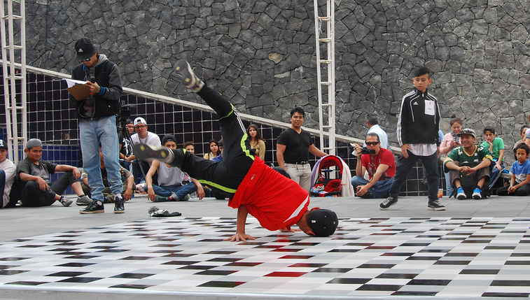 Fotografía de la Batalla Kids que se llevó a cabo el 30 de mayo de 2015 como parte del encuentro internacional Danza Urbana Generación Hip Hop realizado en el Centro Nacional de las Artes.