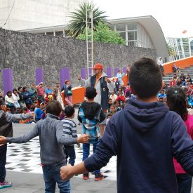 Fotografía de la clase magistral "Kids. Hip Hop" que se llevó a cabo el 31 de mayo de 2015 como parte del encuentro internacional Danza Urbana Generación Hip Hop realizado en el Centro Nacional de las Artes.