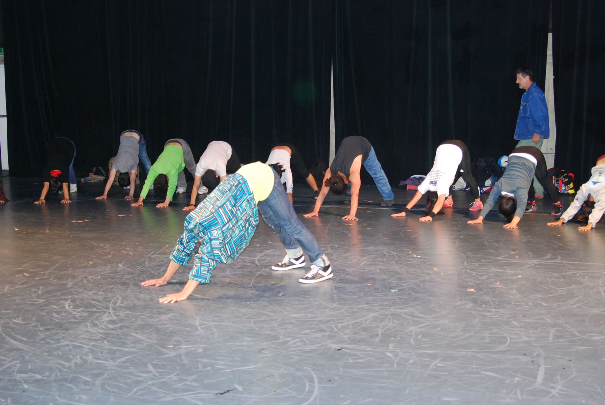 Fotografía de la clase magistral "Free Style" que se llevó a cabo el 31 de mayo de 2015 como parte del encuentro internacional Danza Urbana Generación Hip Hop realizado en el Centro Nacional de las Artes.