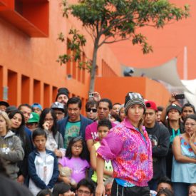 Fotografía de la "Batalla B-girls" que se llevó a cabo el 31 de mayo de 2015 como parte del encuentro internacional Danza Urbana Generación Hip Hop realizado en el Centro Nacional de las Artes.