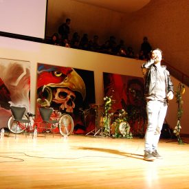 Fotografía de la "Presentación de Beat Box" que se llevó a cabo el 31 de mayo de 2015 como parte del encuentro internacional Danza Urbana Generación Hip Hop realizado en el Centro Nacional de las Artes.