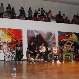 Fotografía de la "Batalla 7 to Smoke" (Grand Slam Jam)" que se llevó a cabo el 31 de mayo de 2015 como parte del encuentro internacional Danza Urbana Generación Hip Hop realizado en el Centro Nacional de las Artes.