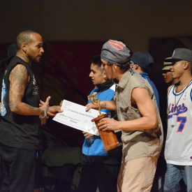 Fotografía de la "Batalla 7 to Smoke" (Grand Slam Jam)" que se llevó a cabo el 31 de mayo de 2015 como parte del encuentro internacional Danza Urbana Generación Hip Hop realizado en el Centro Nacional de las Artes.