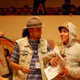 Fotografía de la premiación que se llevó a cabo el 31 de mayo de 2015 como parte del encuentro internacional Danza Urbana Generación Hip Hop realizado en el Centro Nacional de las Artes.
